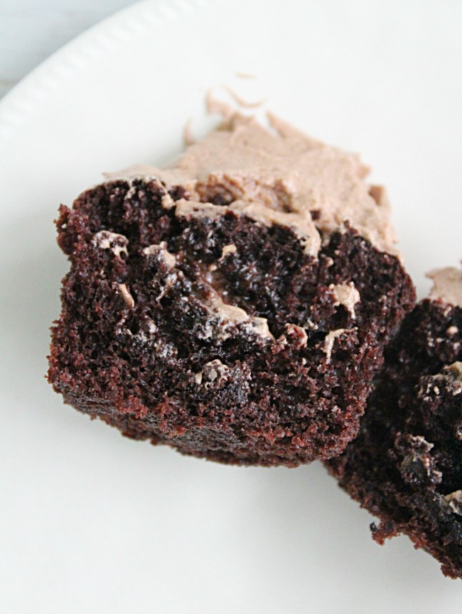 Chocolate Bacon Cupcakes with Chocolate Filling | Big Green House