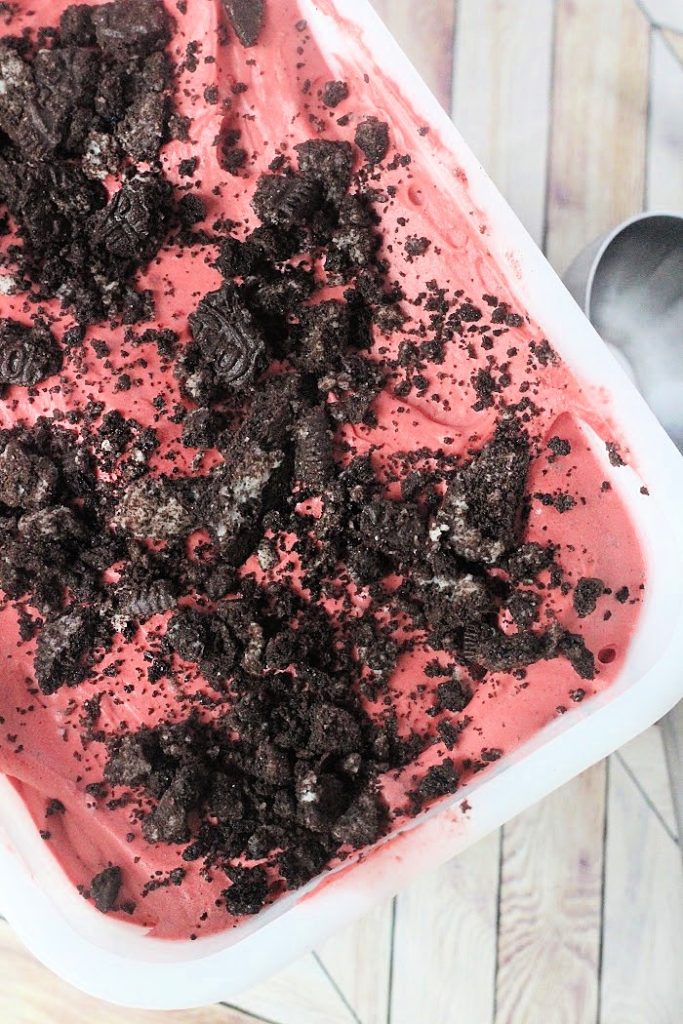 No Churn Red Velvet Oreo Ice Cream